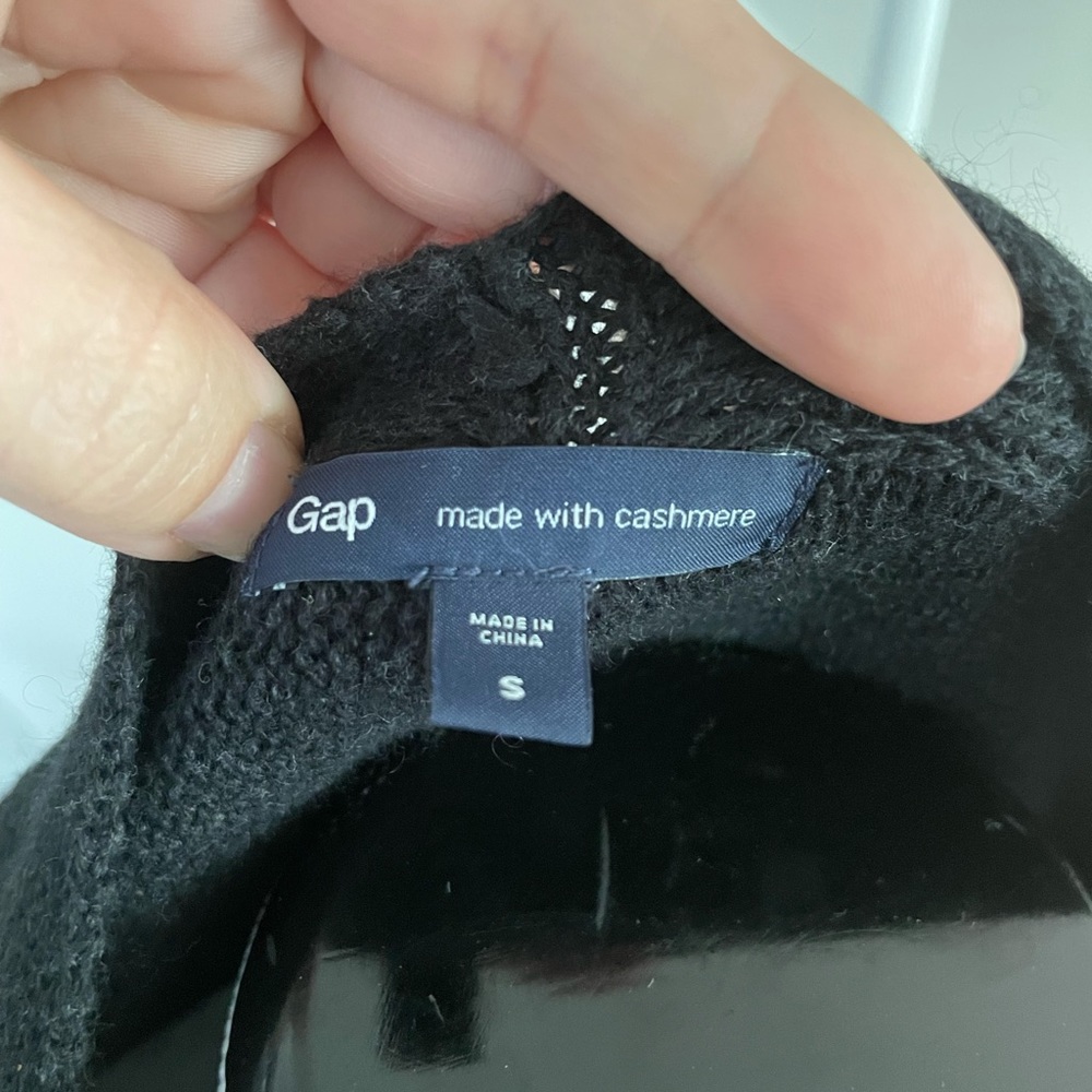 Gap Cardigan - Picture 5 of 5